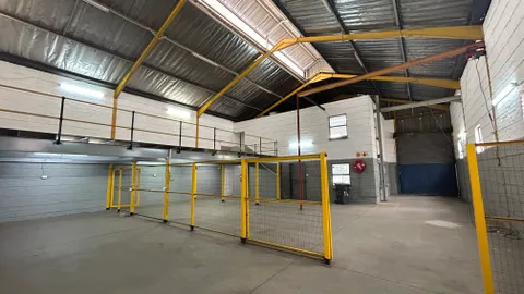 Unit 12 and 13 and 14 Combined in Silvertondale (10).